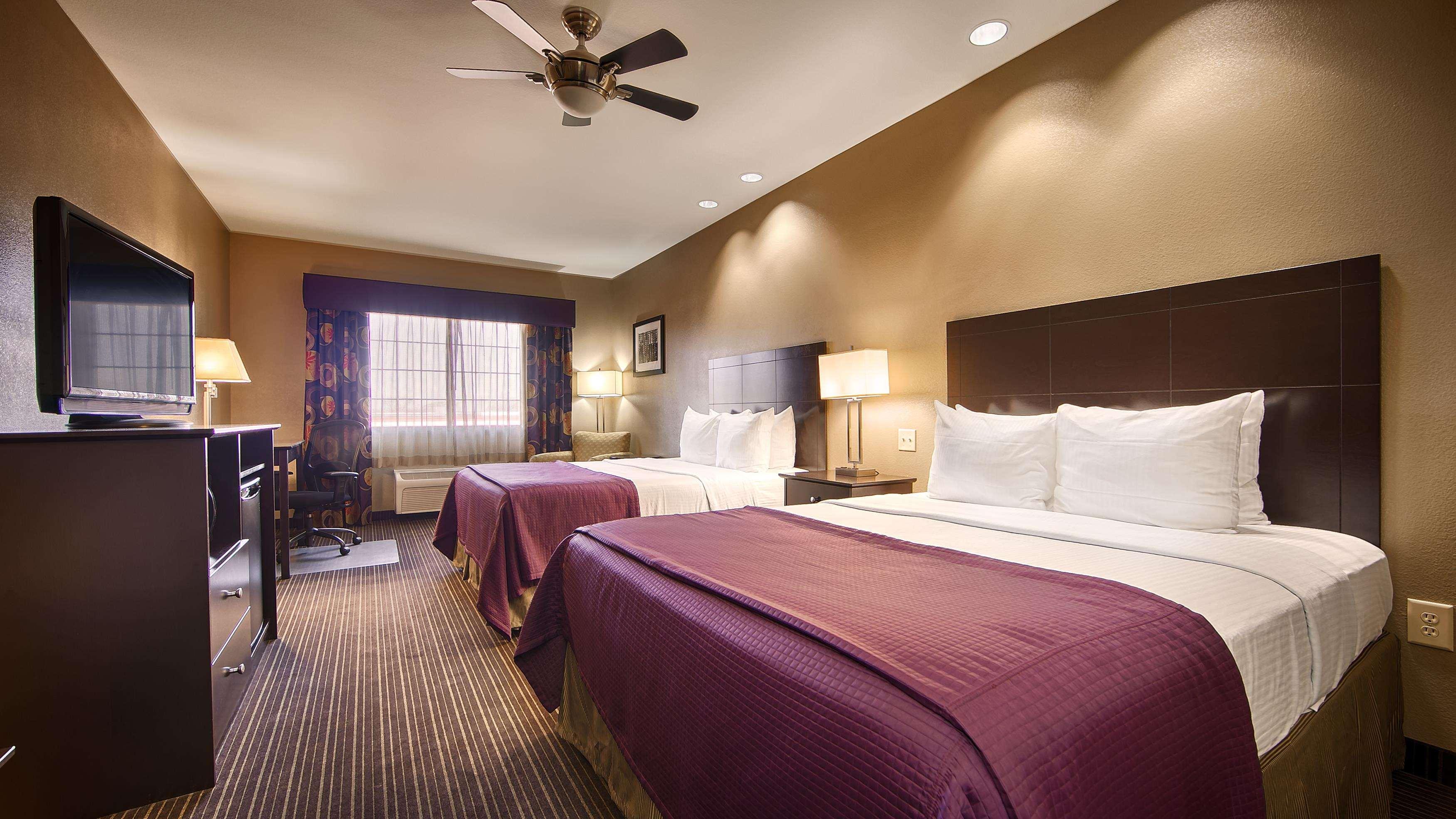 Best Western Giddings Inn & Suites Екстер'єр фото