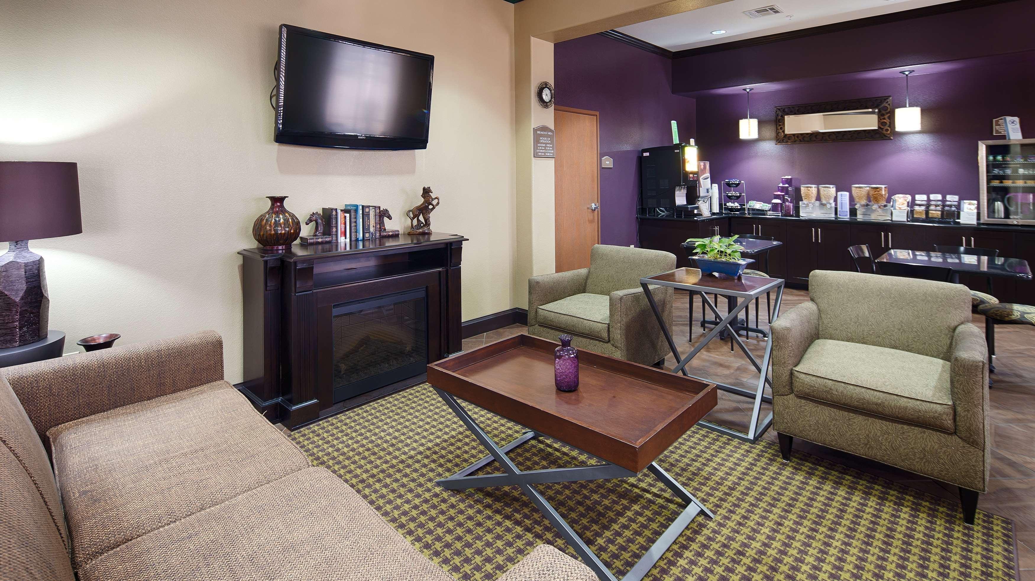 Best Western Giddings Inn & Suites Екстер'єр фото