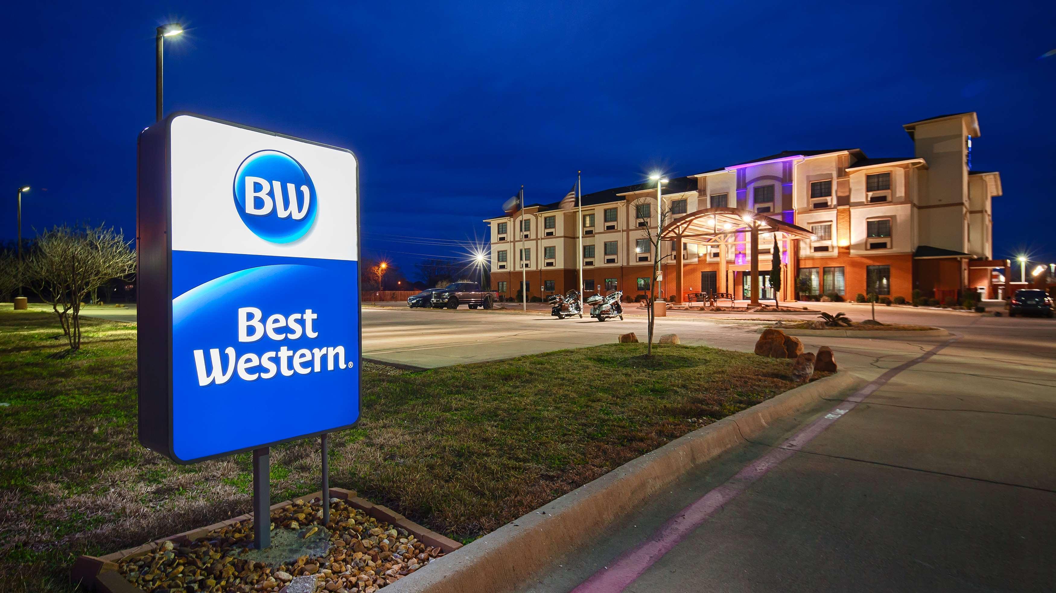 Best Western Giddings Inn & Suites Екстер'єр фото