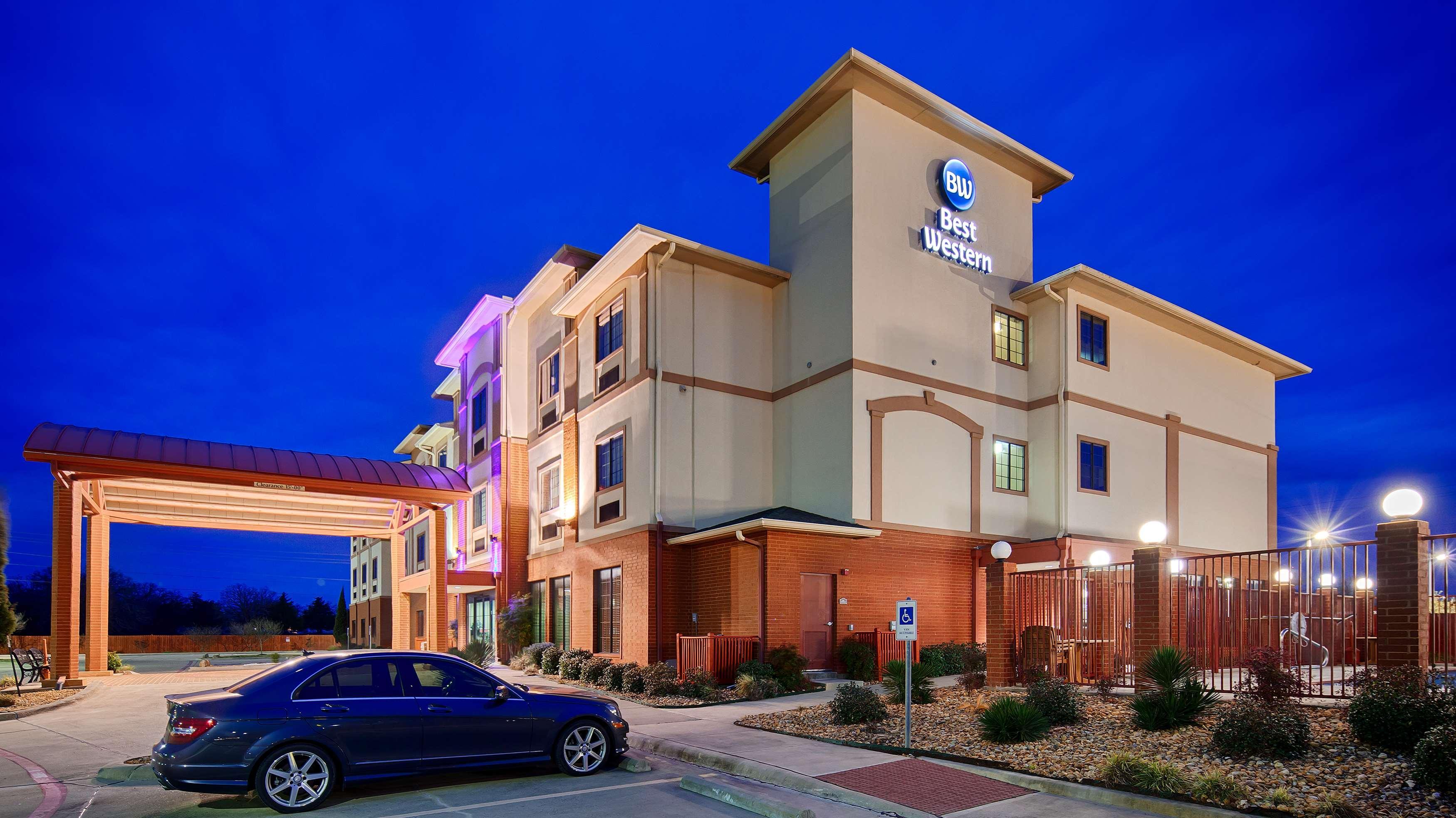 Best Western Giddings Inn & Suites Екстер'єр фото