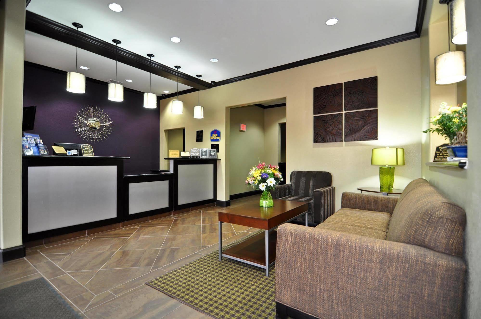 Best Western Giddings Inn & Suites Інтер'єр фото